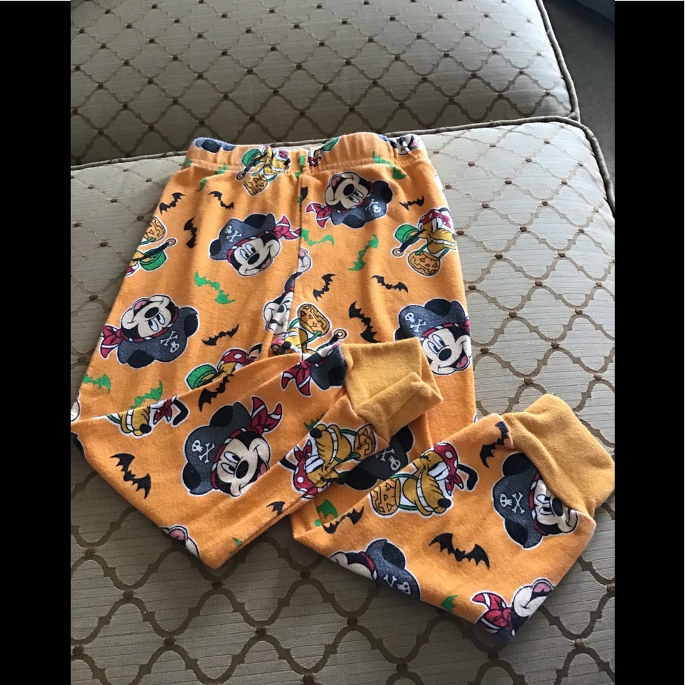 Mickey Mouse Halloween toddler PJ pants size 3T cute color + designs 🧙‍♀